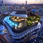 Stunning 1Bd Haven With Panoramic City Views