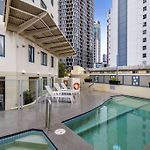 Spacious 2Br- Centre Of Brissy!