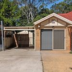 Cozy 3Br Family Friendly House Eight Mile Plains
