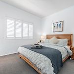 Convenient & Comfy! ~ 2Bed, 2Bath, 2Car, Balcony