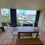 Large Studio Balcony, Spa & Pool