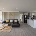 Convenient Comfort 4Br Near Malls And Transport