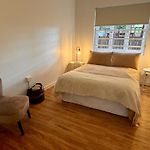 3 Bed Budget Brisbane Gem With Parking Near Gabba
