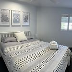 Location, Location, Location - Spacious Apartment