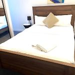Kozyguru Fortitude Valley High Level 2 Bed Apt + Free Parking Qfv179-2612