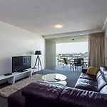 Oxygen Apartments