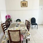 26 Gladstone Rd Highgate Hill