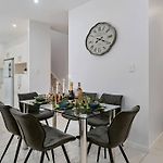 Stunning 3-Bedroom Townhouse