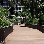 Modern 1-Bdr Apt W/ Free Car Park&Fantastic Pool