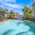 Centro At Toowong - Modern Spacious Living With Pool