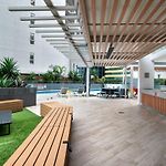 City Living - Brisbane River-View 2 Bedroom Apt