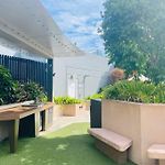 Luxury And Convenient Unit In South Brisbane