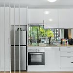 Central Coastal Studio Apartment With Pool View