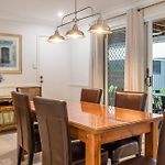 Birdcall Yeronga - Inner City Couples Sanctuary