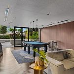 Spacious 1-Bed Unit With Rooftop Infinity Pool
