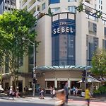 Cbd 1-Bed With Pool, Gym & City Views