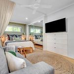Comfort Cove - Quiet Luxury With Full Kitchen