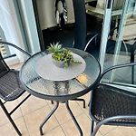 Best Location Cbd & Free Parking