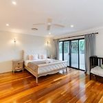 Spacious 5Br 3Ba Home W Parking And Yard In Sunnybank M11
