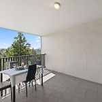 Spacious 2B2B Apt Close To Cbd - Free Parking