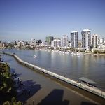 Riverfront Residences New Farm