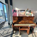 Breathtaking Fortitude Valley Apartment