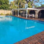 Big Holliday House With Pool