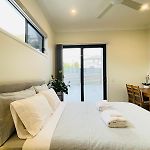 Independent Room With Onsuite And Small Kitchen