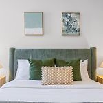 Family Retreat - Free Secure Car Park, Garden City Westfield Shopping, Restaurants