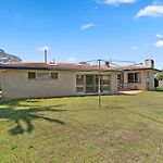 Charming 4Br House With Parking Near Sunnybank