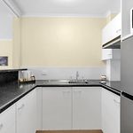 Suite With Kitchen Wifi Easy Access To Motorway By Custom Bnb Hosting
