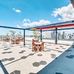 Utopia City Oasis Exquisite Urban Retreat