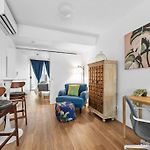 Hustle And Bustle 2Bed 1Bath 1Car Pool Teneriffe