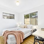 Central Sunnybank 4 Bedrooms Home, Family Friendly