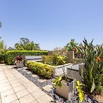 Stunning City View 5Br With Balcony Near Malls Uni And Cbd
