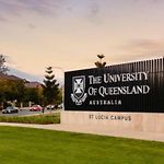 Affordable Studio Steps From Uq Shops And Transit