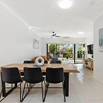 Garden Apt 2Bed X 2Bath, Parking