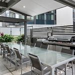 Best Value 2Beds Apt At Cbd With Pool Gym Carpark