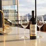 Brisbane City Luxury 2Br - Skyline Views - Free Parking