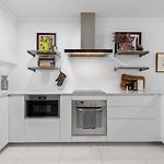 Riverfront Excellence 2Bed-2Bath-2Car - West End