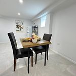 17C Hazel Studio At Sunnybank