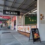 Park The Car & Explore Brisbane By Custom Bnb Hosting