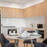 Boutique Hamilton Stay Portside
