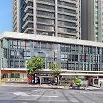 Cloud 17 Retreat - Meriton Soleil Private Apt 1B