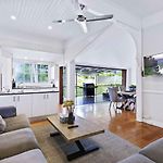 Family Friendly, Pool, 9Km To City By Custom Bnb Hosting