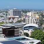 1Bed 1Bath With Story Bridge And River Views, Parking, And Private Balcony M7