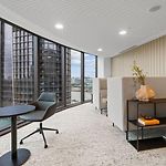 1 Bedroom Apartment In Queens Wharf