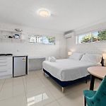 Cozy Studio Near Gabba With Ac, Comfy Bed & Laundry