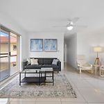 Huge 3Br Near Gabba & Hospitals With Parking & Views