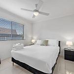 Stylish 2Brm Apt Near Gabba With Free Parking & Wifi
